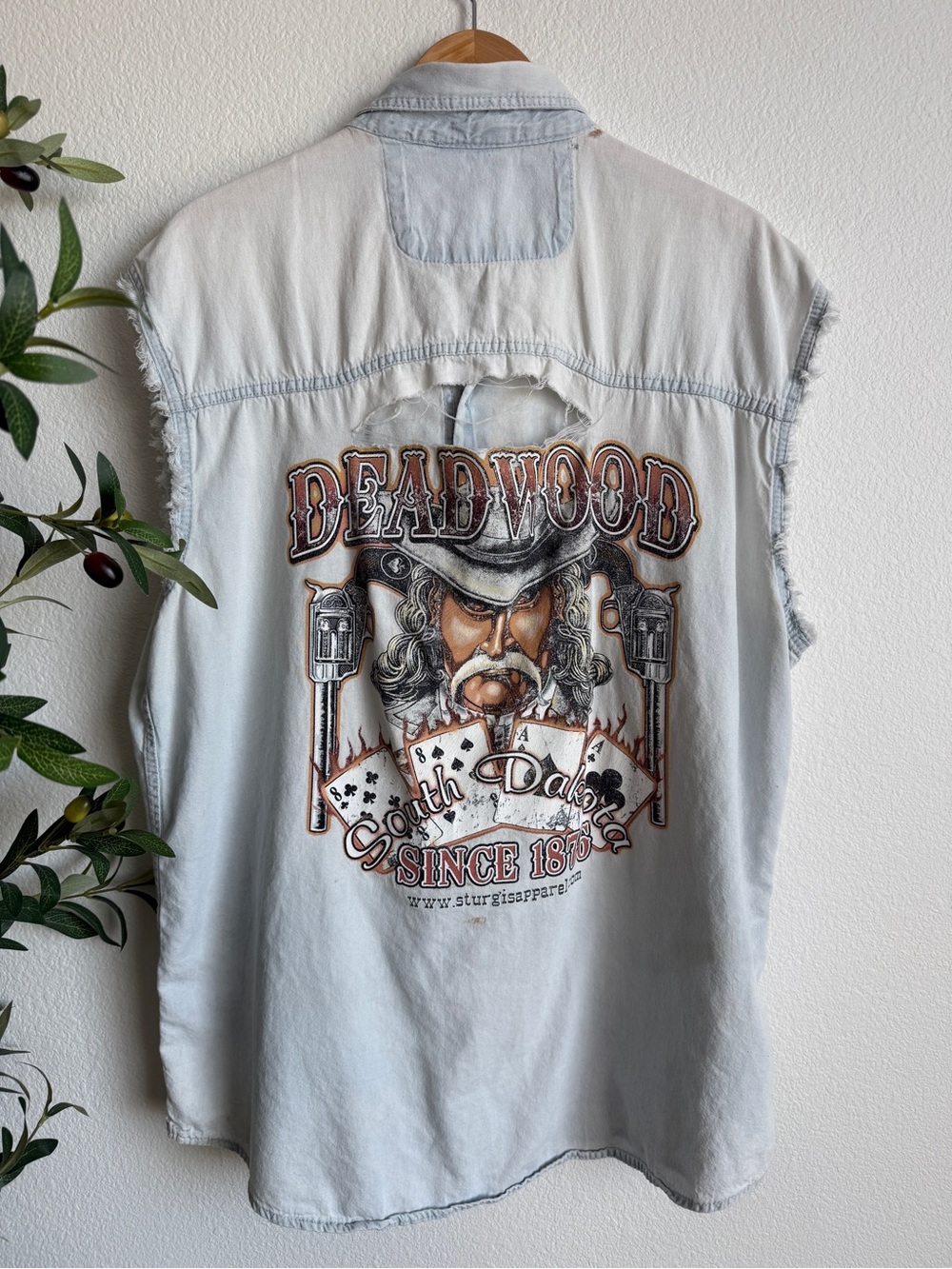 Deadwood South Dakota Festival Sleeveless Shirt Biker Rally Button Up Size 2XL